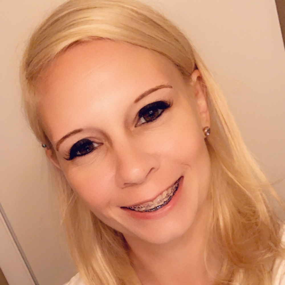 Meet your Posher, Tiffany